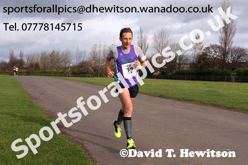 Newcastle Town Moor Marathon. Photo: David T. Hewitson/Sports for All Pics